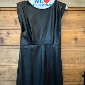 En Saison Black Midi Dress